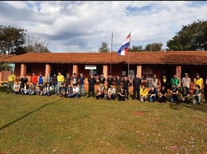 BOMBEROS DE ITAPÚA POTY RECIBEN IMPORTANTE CAPACITACIÓN SOBRE COMBATE A INCENDIOS FORESTALES