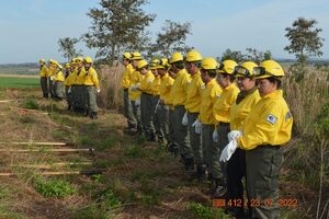 BOMBEROS DE TAGUATÓ-ALTO VERÁ RECIBEN IMPORTANTE CAPACITACIÓN SOBRE COMBATE A INCENDIOS FORESTALES