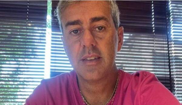 Crónica / "Me puedo equivocar en el precio de jugadores, pero de trolas jamás"
