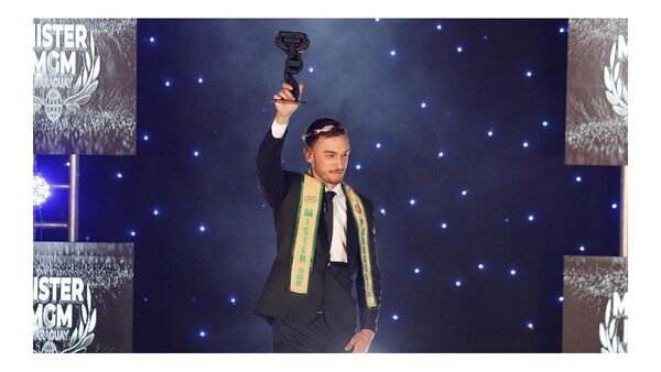 Kevin Ashmore se coronó como el nuevo Míster MGM Paraguay
