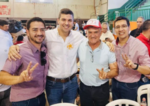 Kapeto Cano acompañó a Santi Peña en su visita a “Fiesta de la Costilla” en Naranjal | DIARIO PRIMERA PLANA