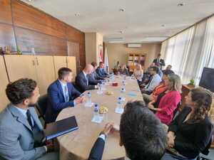 Diario HOY | EE.UU. ratifica apoyo a la Fiscalía General en reunión con representantes de la DEA y FBI