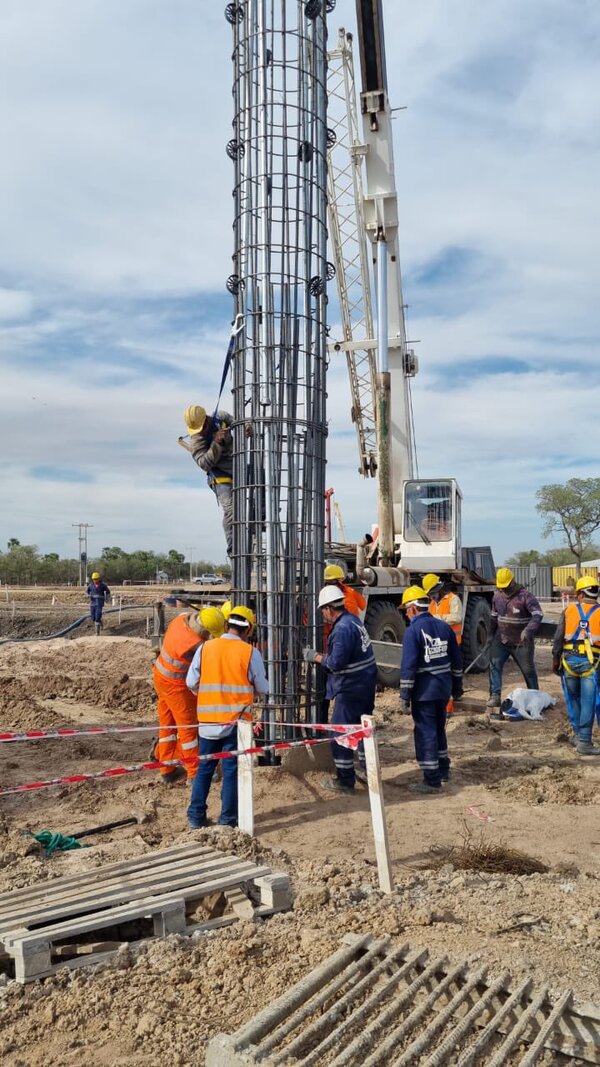 Diario HOY | Puente de la Bioceánica: sigue la ejecución de pilotes en el lado de Carmelo Peralta