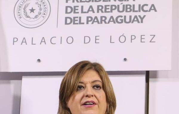 Intento de enjuiciar a Sandra Quiñónez sería "maniobra política"