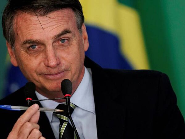 Diario HOY | Bolsonaro anima a las mujeres a armarse para evitar abusos
