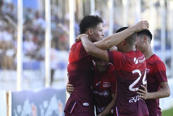 12 de Octubre vs. Nacional: La Academia triunfa y es único escolta de Cerro Porteño - Nacional - ABC Color