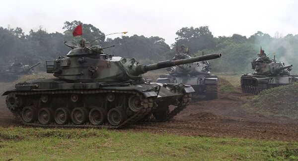 Taiwán realiza ejercicios militares ante una posible invasión por parte de China - ADN Digital