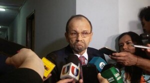 Diario HOY | "Estos diputados nos ponen a un paso de la ruptura del proceso democrático", advierte ex fiscal Latorre
