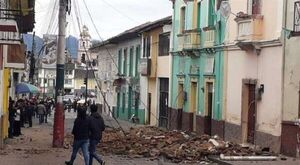 Sismo en frontera de Ecuador con Colombia deja dos heridos y daños materiales