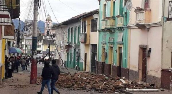 Sismo en frontera de Ecuador con Colombia deja dos heridos y daños materiales