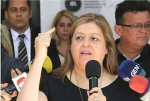Tumbar a Sandra Quiñonez y las instituciones, otro paso hacia el comunismo en Paraguay