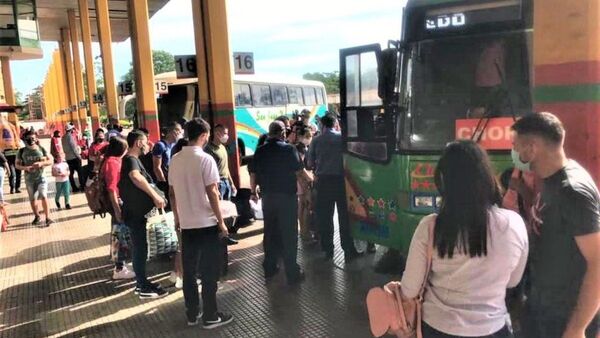 Transportistas no llegan a un acuerdo con Dinatran y sigue amenaza de paro