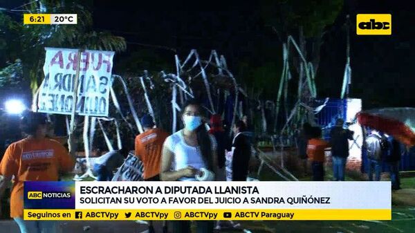 Escracharon a diputada llanista frente a su casa - ABC Noticias - ABC Color