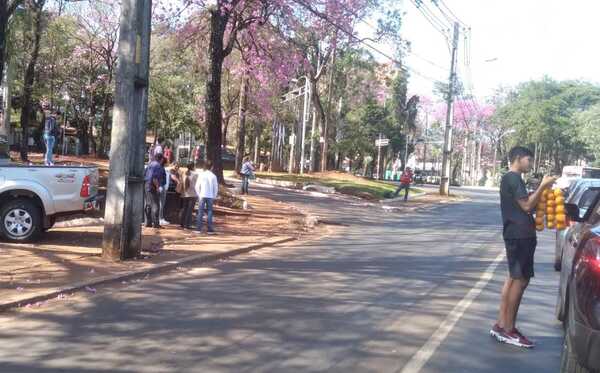 Regulada deja varados por horas a pasajeros en CDE | Noticias Paraguay