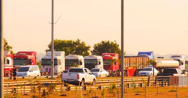 Camioneros anuncian nuevas movilizaciones en contra del precio de los combustibles