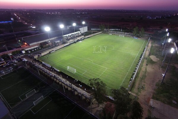 ¡Insólito! Programaron un partido de Intermedia y otro de Primera B a la misma hora y mismo estadio