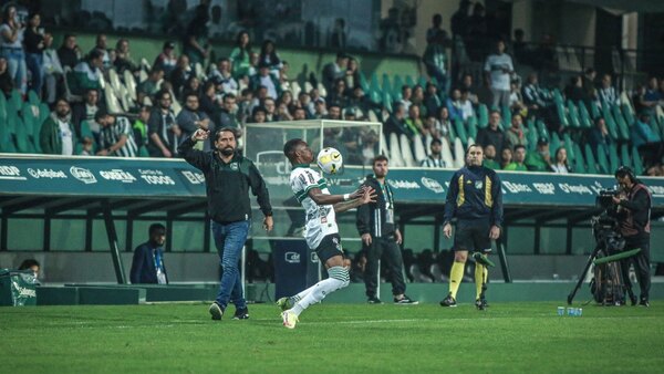 El Coritiba de Gustavo Morínigo volvió al triunfo en el Brasileirão