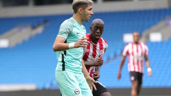Brighton y Julio Enciso caen en su penúltimo amistoso