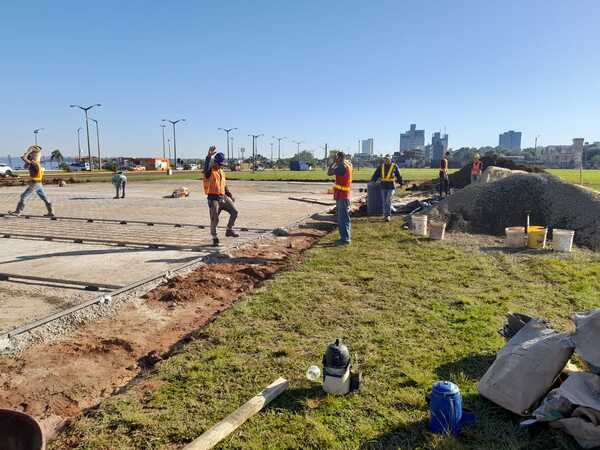Avanza obras de la pista multiuso para actividades deportivas en Encarnación