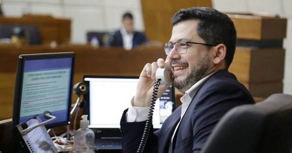 La Nación / “La bancada de Honor Colorado se mantiene firme en la defensa de la institucionalidad”, ratifica Latorre