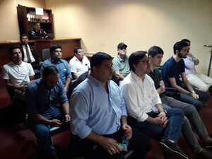 Senador liberal considera que sus correligionarios indecisos “ensucian” al partido | 1000 Noticias