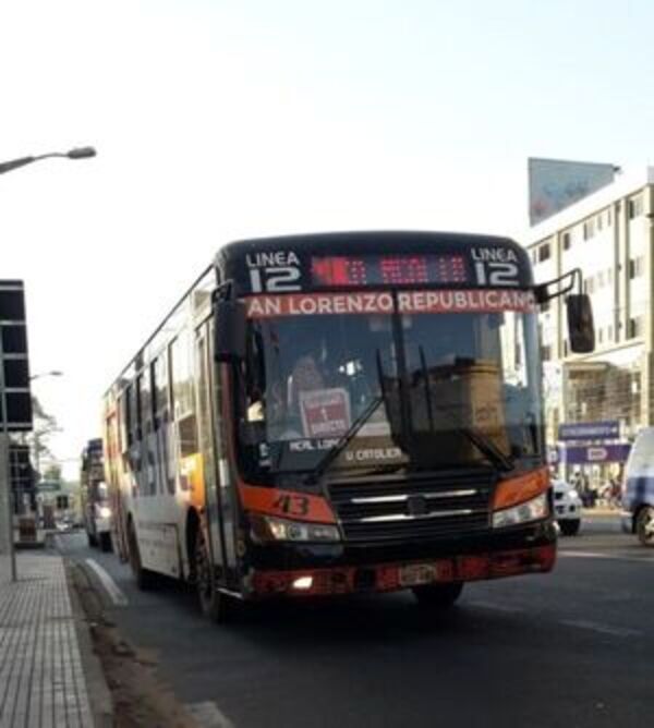 Transportadores confirman paro de buses mañana pero siguen abiertos a contrapropuesta | 1000 Noticias