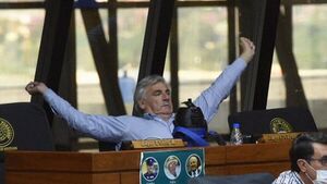 Postales que deja la sesión sobre juicio político a Sandra Quiñónez