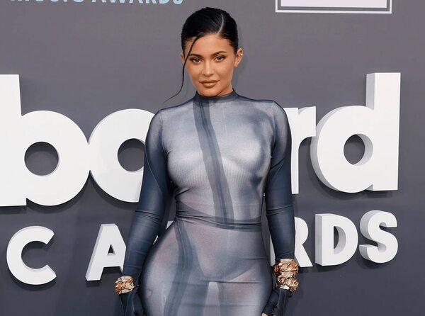 La evolución del “naked dress” desde su origen a la actualidad