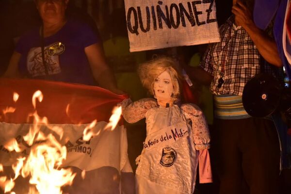Repercusiones tras el tercer cuarto intermedio sobre juicio a Quiñónez - Política - ABC Color