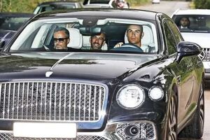 Cristiano Ronaldo regresa al centro de entrenamiento del Manchester United