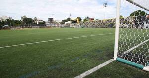 La Nación / Se arruinó el 50% de las canchas sintéticas