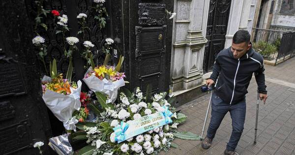 La Nación / Una Argentina en crisis recordó a Eva Perón