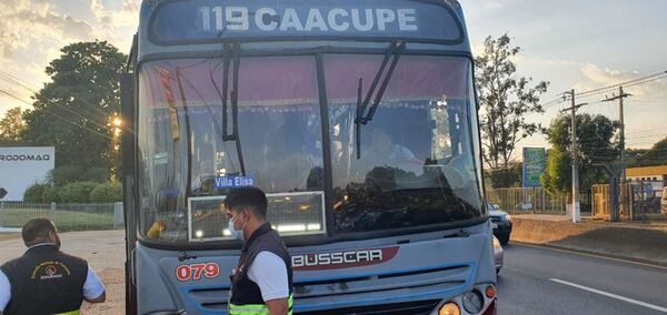 Paro de transportistas: “si no no hay rebaja en combustible que se reajuste precio del pasaje” | 1000 Noticias