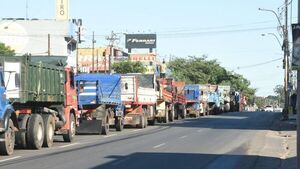 Camioneros se movilizarán en zonas claves para exigir gasoil más barato