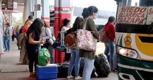 La Nación / Paro de transportistas: presentarán contrapropuesta ante amenaza de suba de pasaje del 20% y 30%