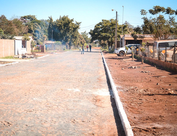 Municipalidad de CDE potencia progreso en los barrios con diversas obras viales - La Clave