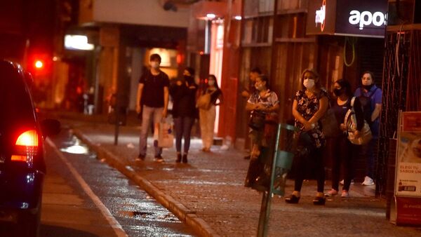 Transporte garantiza que en agosto se reforzará servicio de buses nocturnos