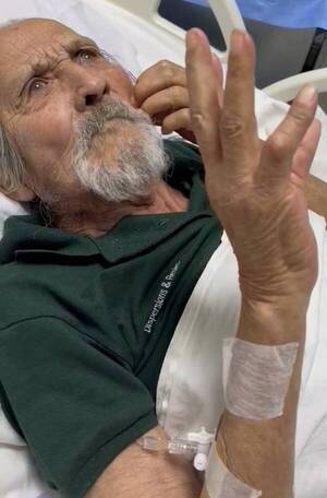 Crónica / Amputación por "error": Don Ramón ya está en su casa
