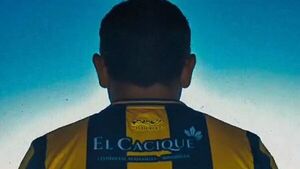 César Cáceres Cañete vuelve al fútbol a los 45 años