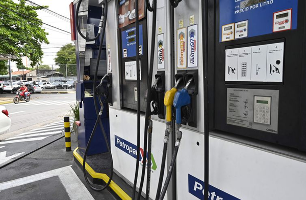 Petropar oficializa la reducción del precio de sus combustibles - ADN Digital
