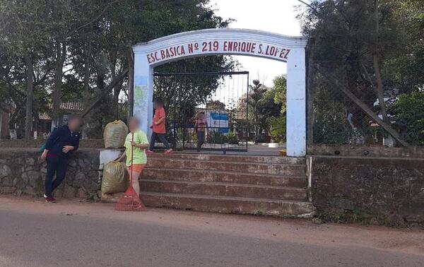 Mientras alumnos estaban de vacaciones ladrones visitaban las escuelas en Coronel Oviedo – Prensa 5
