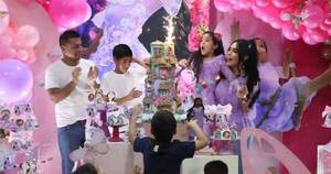 La Nación / El cumpleaños encantado de la hija de Rossana Barrios y Raúl Román