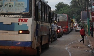 Desde el lunes no habrá buses en CDE de 08 a 15 horas