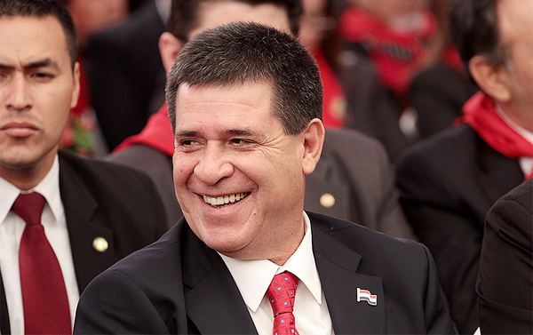 Cartes quiere jurar como Senador antes que Estados Unidos lo requiera y la Corte lo sabe | OnLivePy