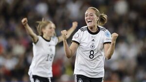Alemania se instala en la final de la Eurocopa