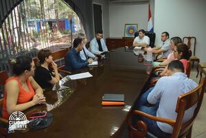 Trabajan sobre proyecto de hospital pediátrico en CDE - La Clave