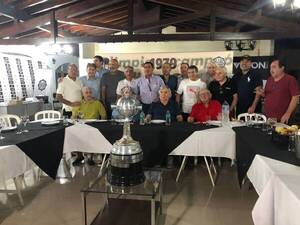 Crónica / ODD y los campeones de 79 festejaron el aniversario Nº 43 de un título memorable