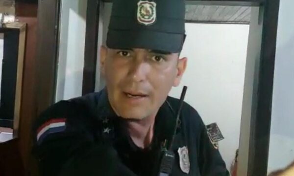 Policía llegó cuando malvivientes asaltaban local y fue asesinado