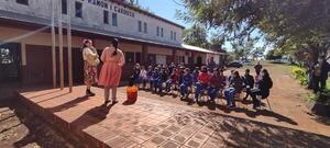 Arte social lleva mensajes sostenibles a 31 comunidades paraguayas