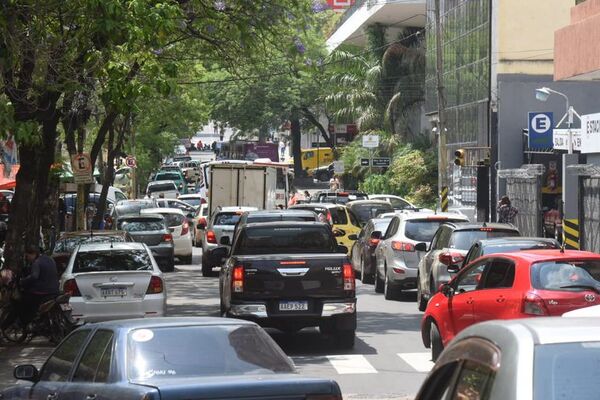 Jefe de PMT pide apostar por tecnología para ordenar el tránsito en Asunción - Nacionales - ABC Color